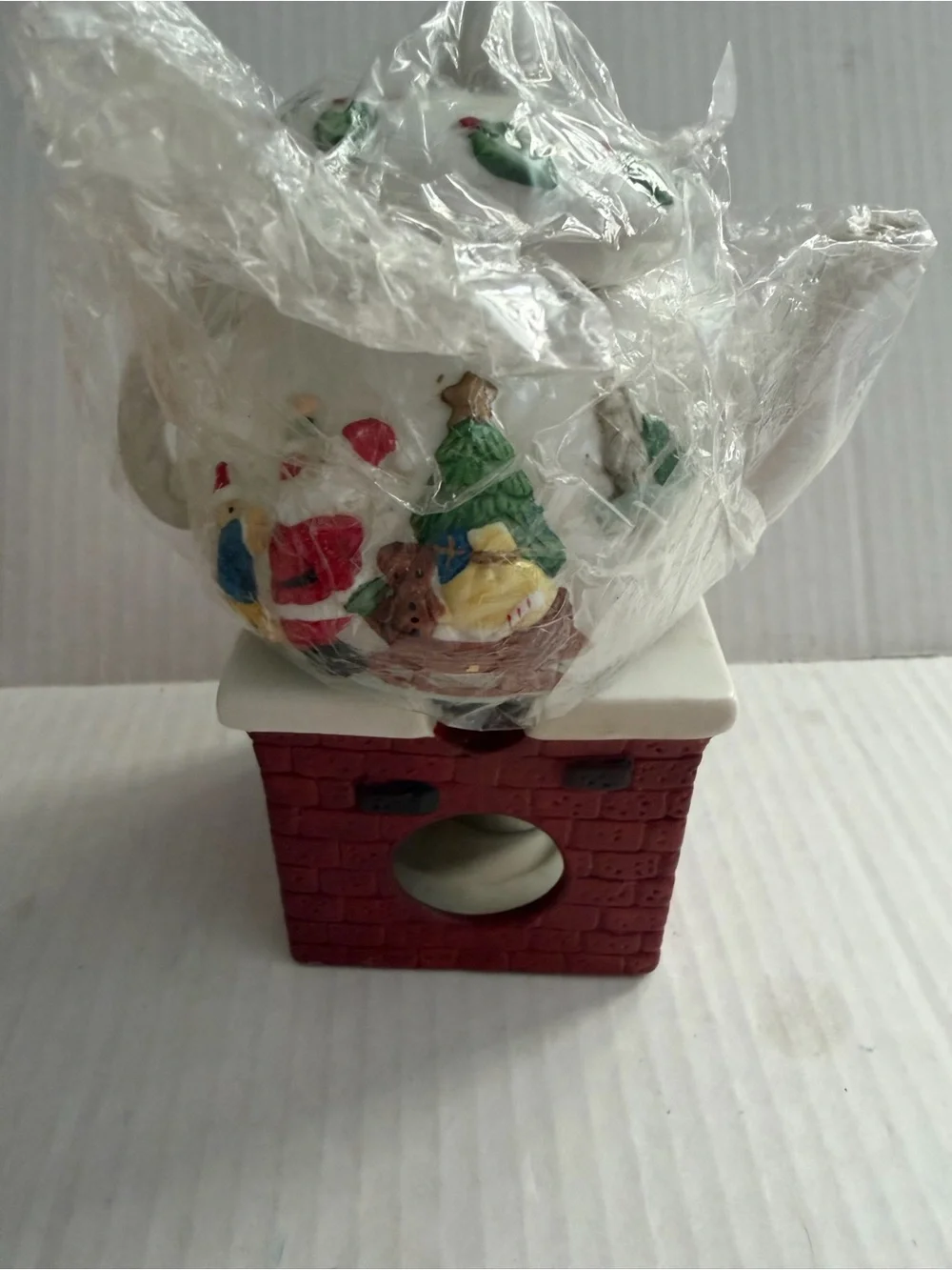 Vintage ABC Distributing Inc Christmas Potpourri Teapot Warmer